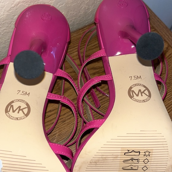 New Michael Kors pink strap heels - size 7.5 - Picture 7 of 7